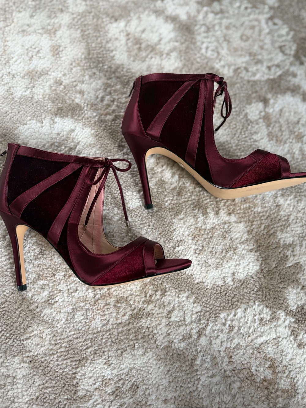Nina Shoes Cherie Burgundy Velvet Lace-Up Stiletto Heels 6.5 - Picture 3 of 9